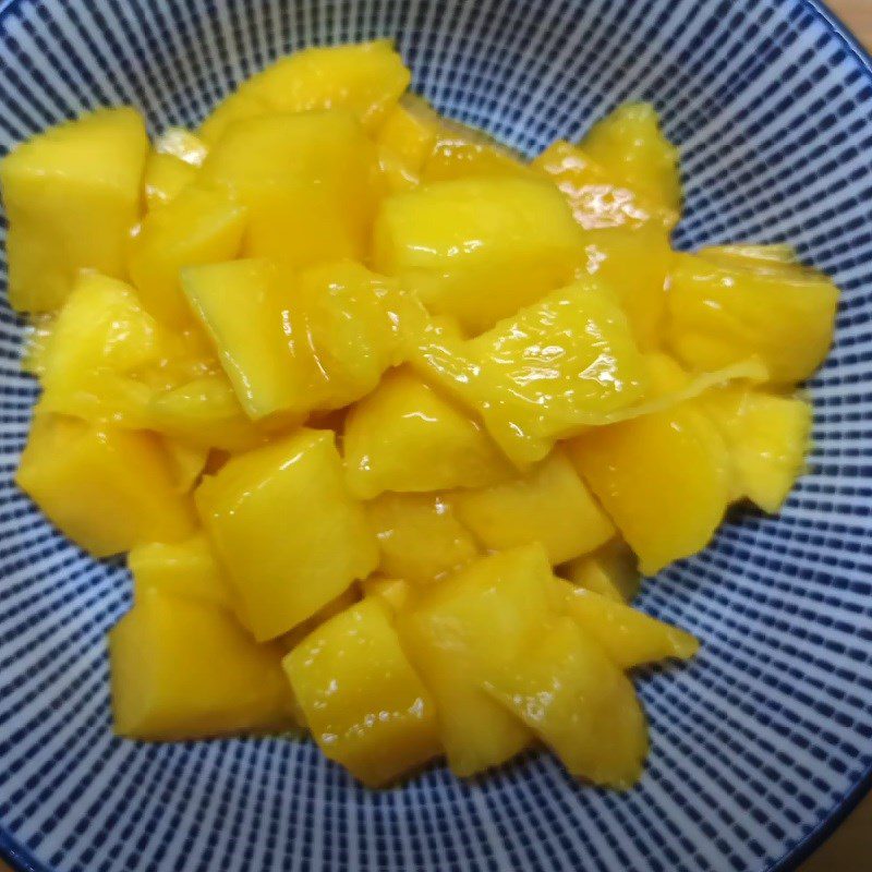 Step 1 Prepare the ingredients for Mango Kale Salad