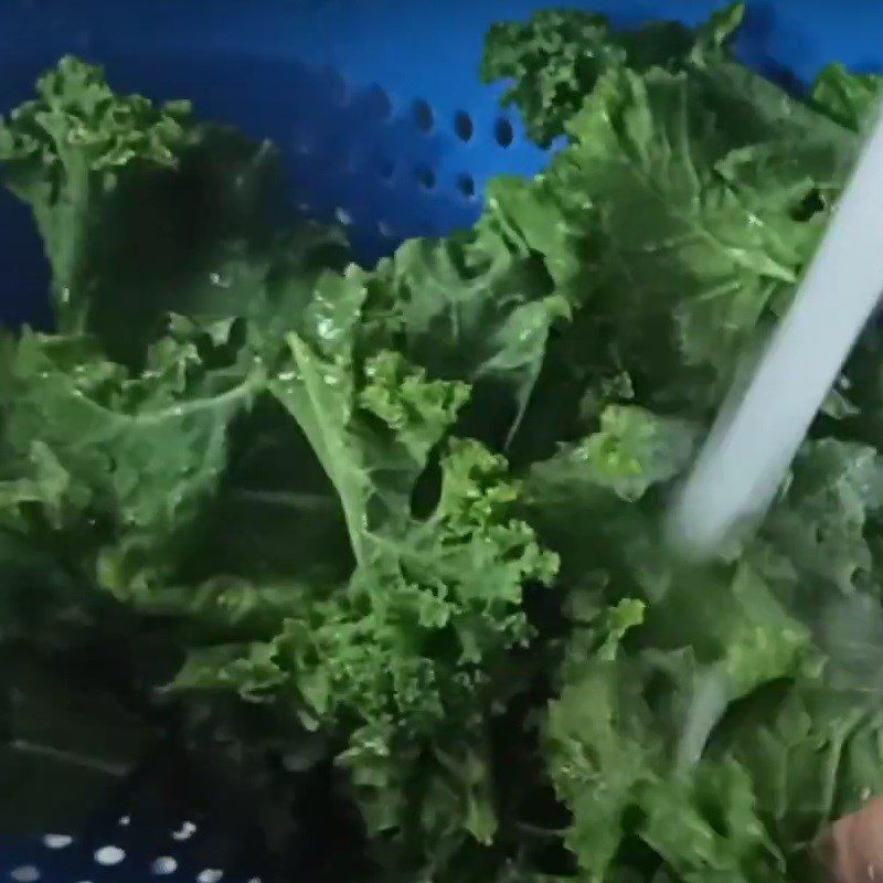 Step 1 Prepare the ingredients for mango kale salad