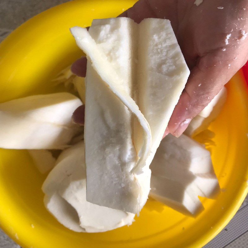 Step 1 Prepare the ingredients for Cassava Banana Cake