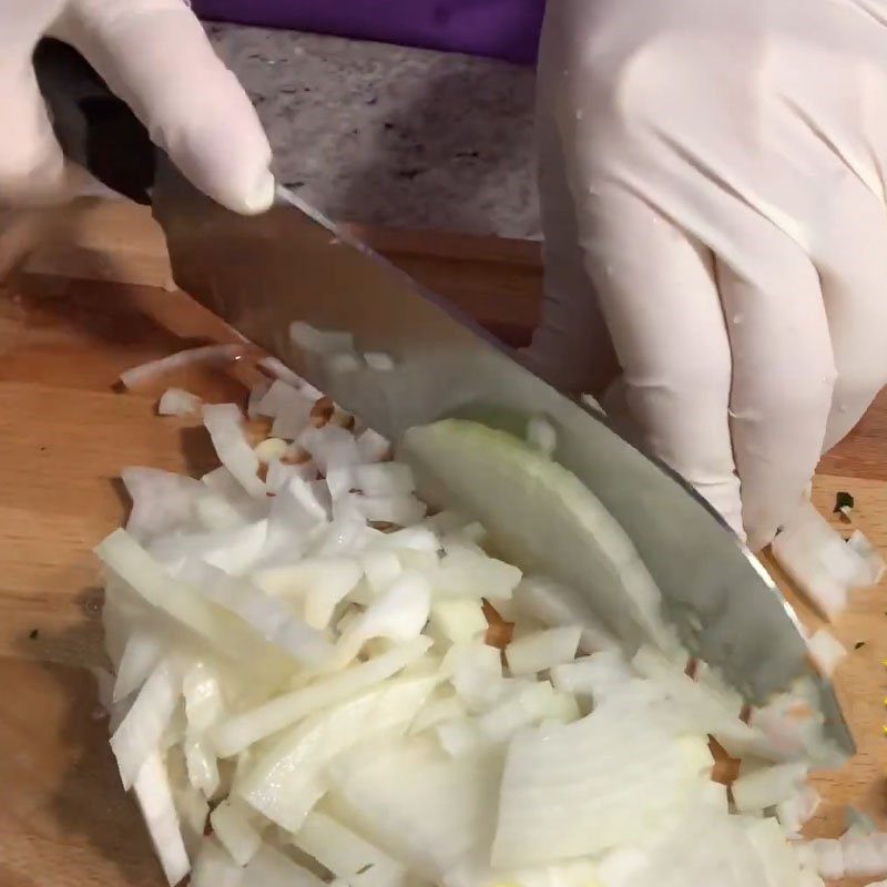 Step 1 Prepare the ingredients for Bun cha with la lot