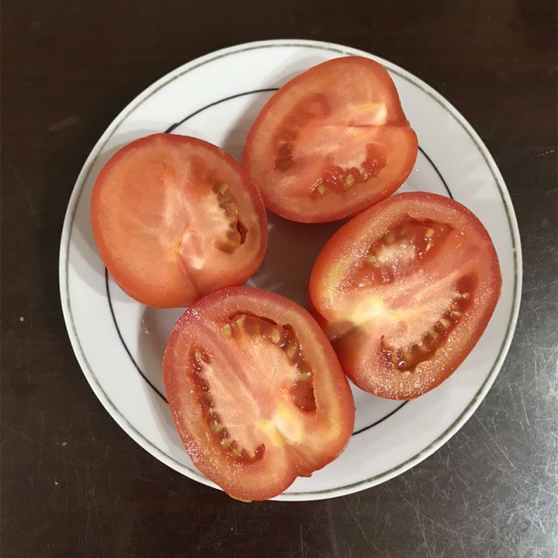 Step 1 Prepare the ingredients for Mackerel braised with tomatoes