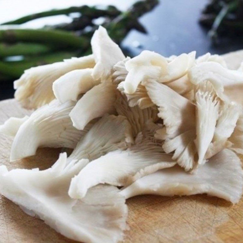 Step 1 Prepare the Ingredients for Vegetarian Quang Noodles (Recipe shared by Tiktok Vegetarian Kitchen XANH)