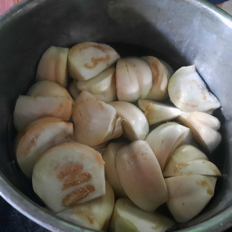 Step 1 Prepare the ingredients for Stir-fried White Eggplant