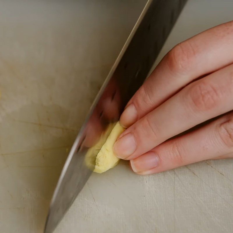 Step 1 Prepare the ingredients for egg soup