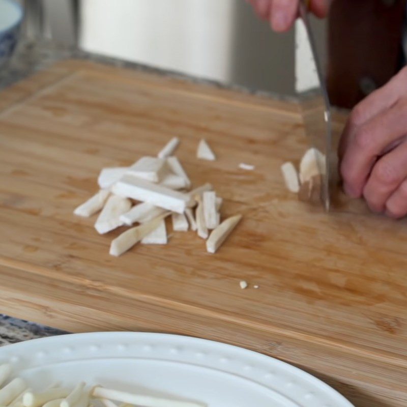 Step 1 Prepare ingredients for Traditional Hot and Sour Soup