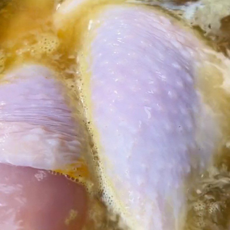 Step 1 Prepare the ingredients Garlic Sauce Chicken (Recipe shared from TikTok Cooking with TasteVN)