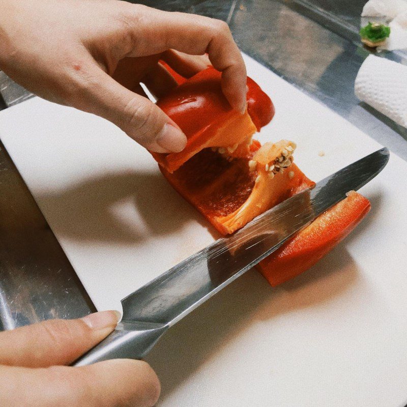 Step 1 Prepare the ingredients for Fried Eggs with Fish Sauce