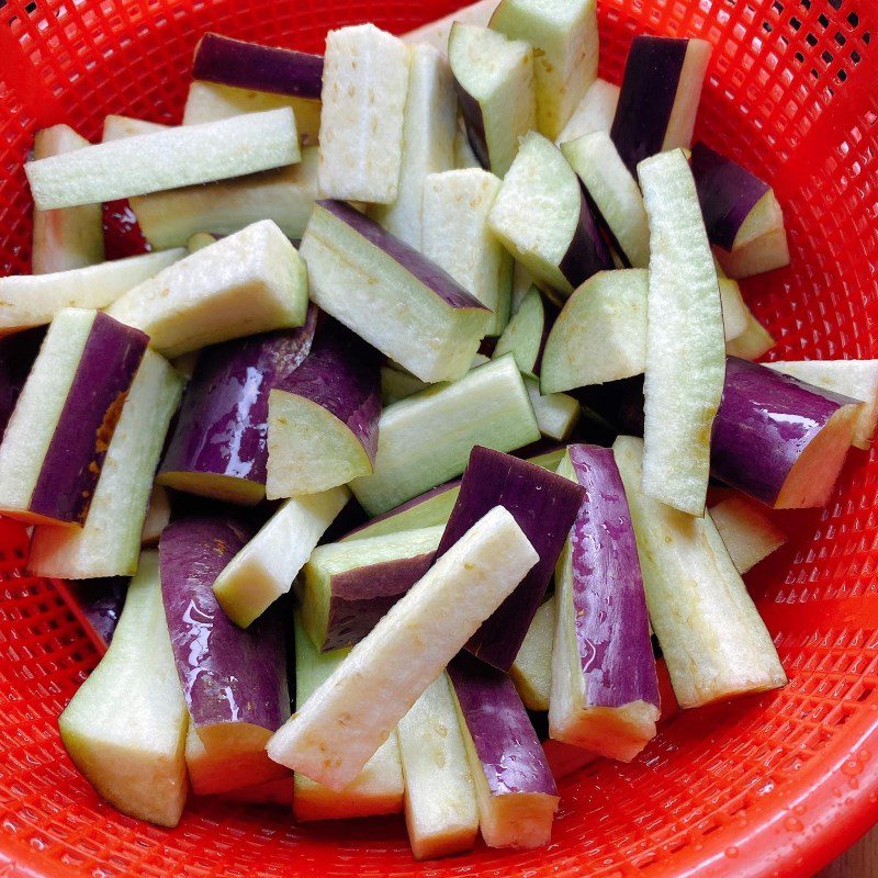 Step 1 Prepare the Ingredients for Eggplant Stir-Fried with Garlic