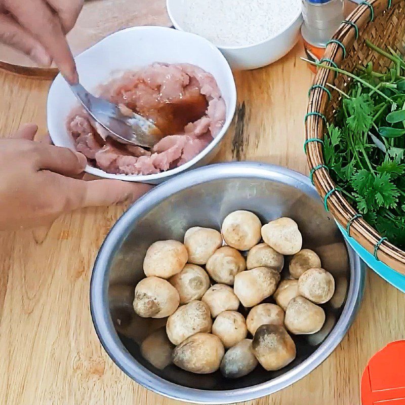 Step 1 Prepare the ingredients for Fish Cake Porridge