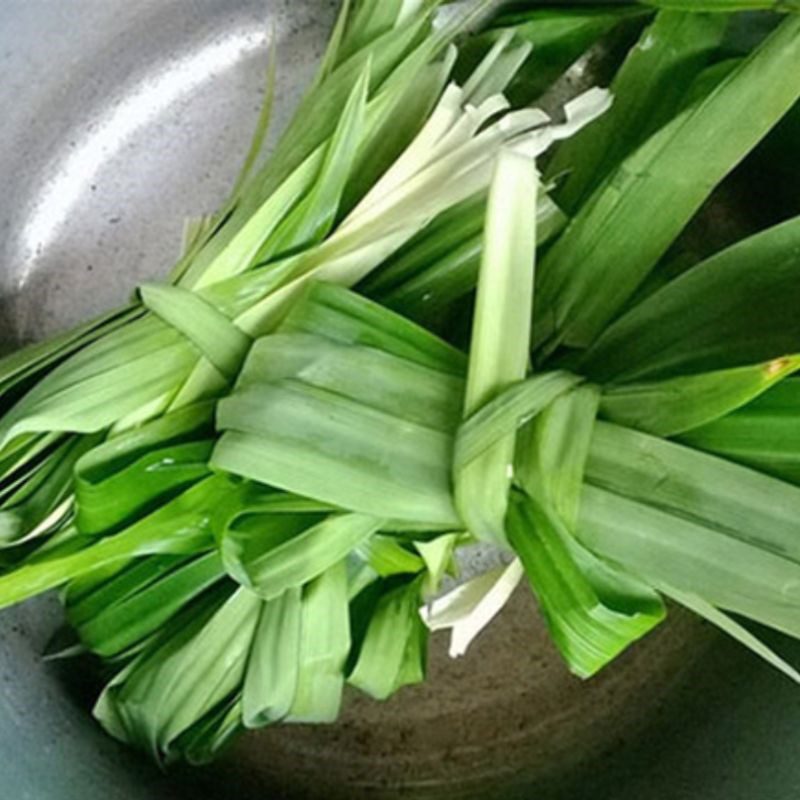 Step 1 Prepare the Ingredients for Lemongrass and Pandan Tea with Butterfly Pea Flowers