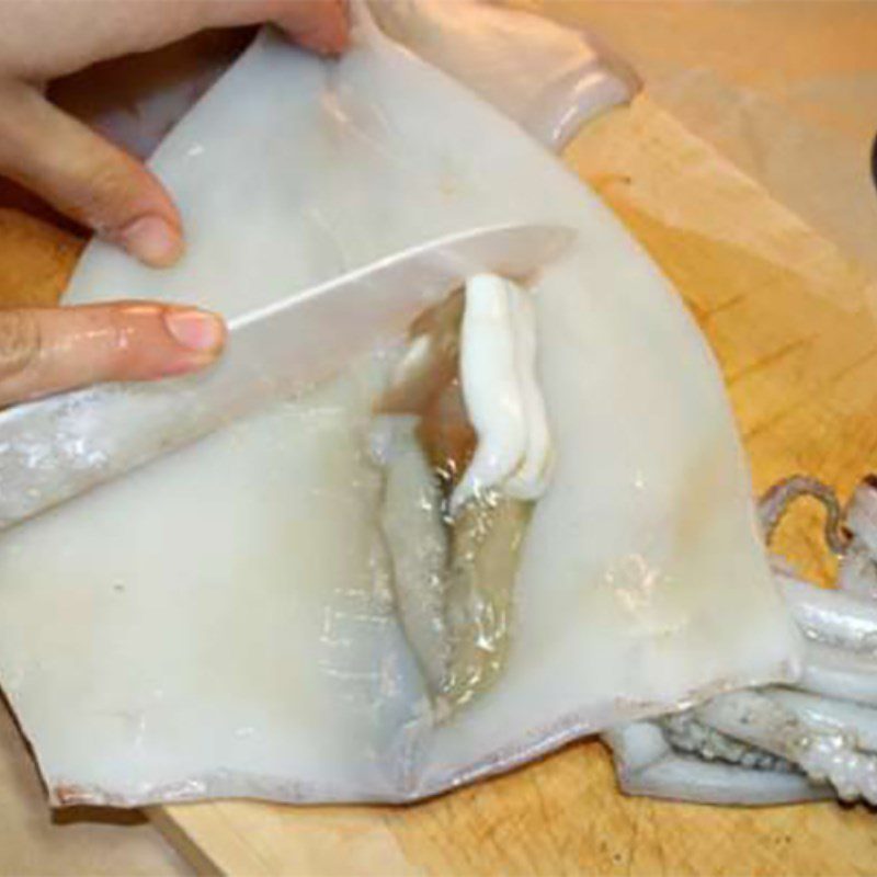 Step 1 Prepare Ingredients for Grilled Squid with Fermented Bean Paste