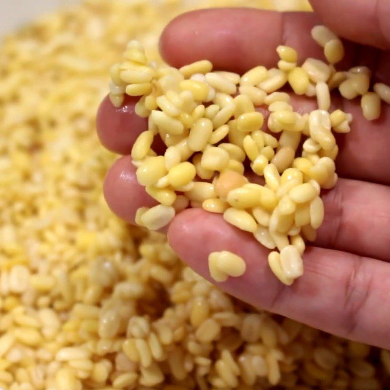 Step 1 Prepare ingredients for Sticky Rice Roll with Mung Beans