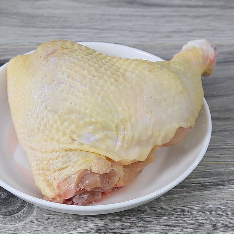 Step 1 Prepare the Ingredients for Chicken Stewed with Mugwort