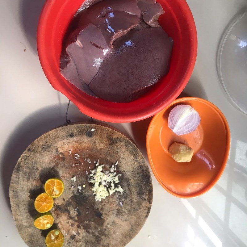 Step 1 Prepare ingredients for boiled pig liver