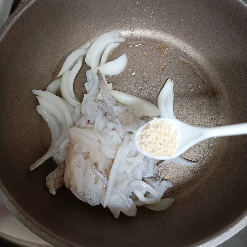 Step 2 Prepare other ingredients for Pancakes using a non-stick pan