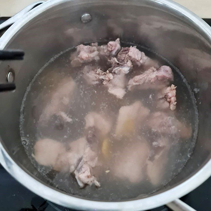 Step 2 Prepare other ingredients for Pork Bone Soup with Taro and Sour Fruit