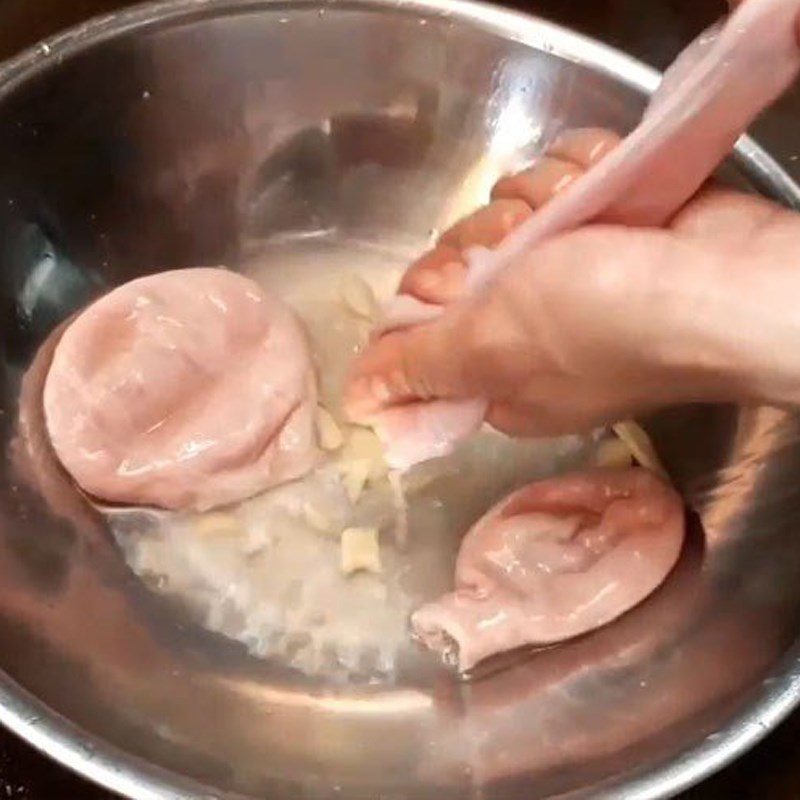 Step 1 Prepare the ingredients and mix the pâté filling Western-style Pâté