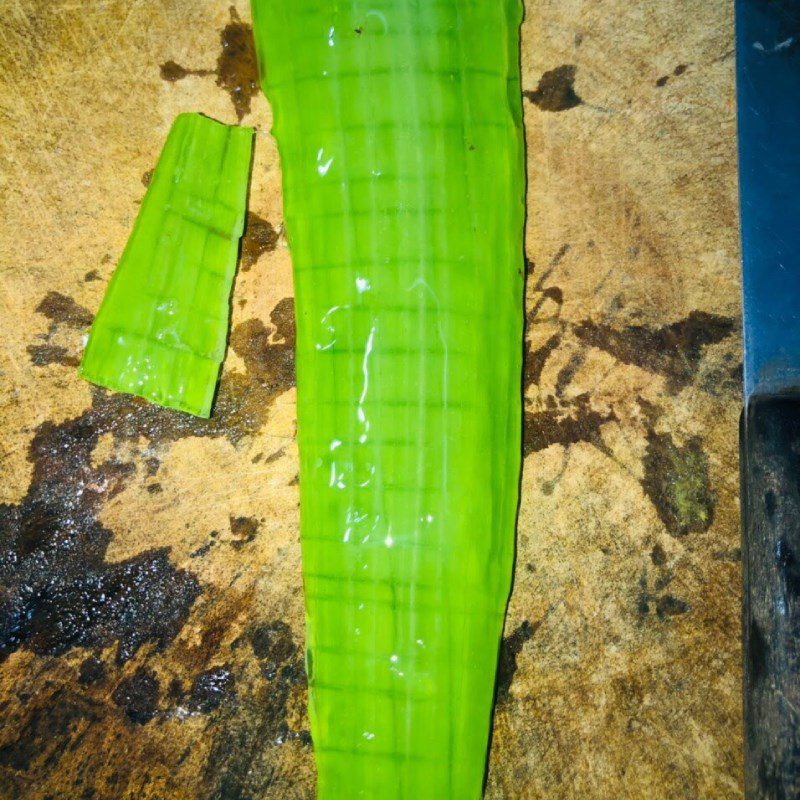 Step 1 Prepare Aloe Vera Aloe Vera with rock sugar (recipe shared by users)