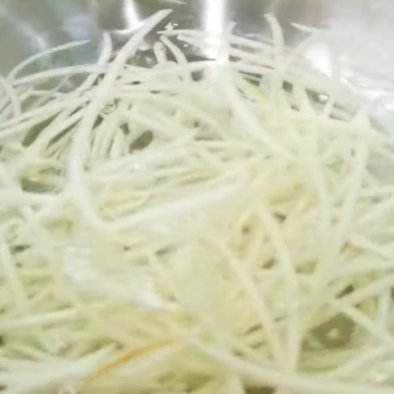 Step 1 Prepare the Papaya Carrot Salad vegetables