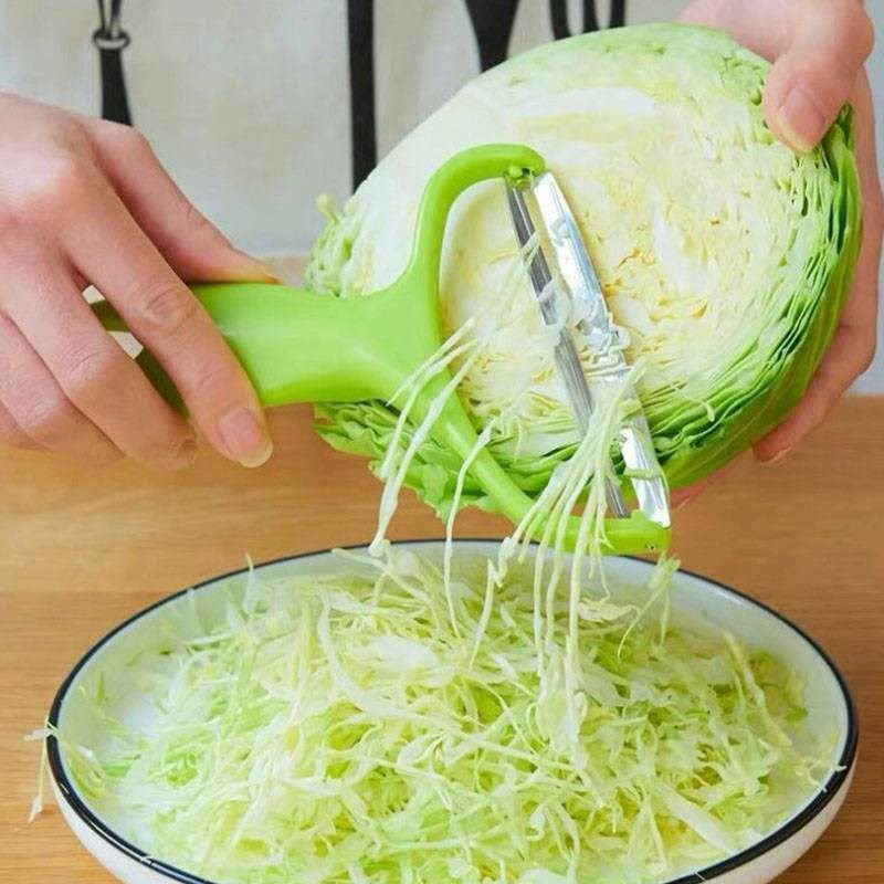 Step 1 Prepare the vegetables for Spicy Chicken Noodles