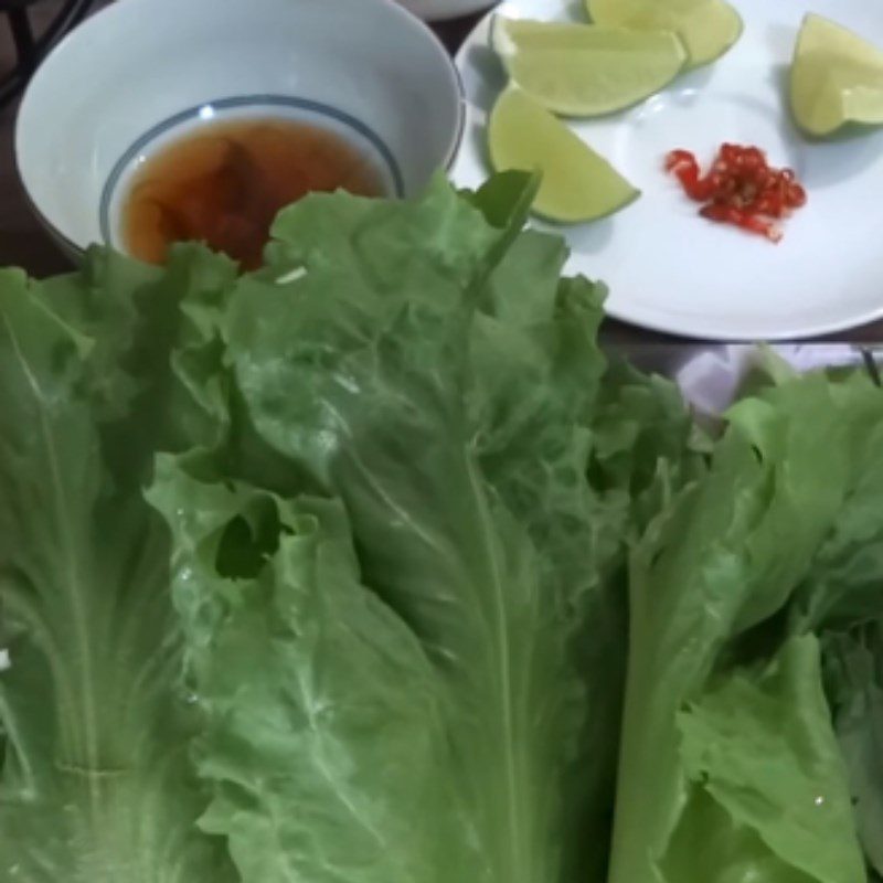 Step 1 Prepare the vegetables for Spicy Chicken Noodles