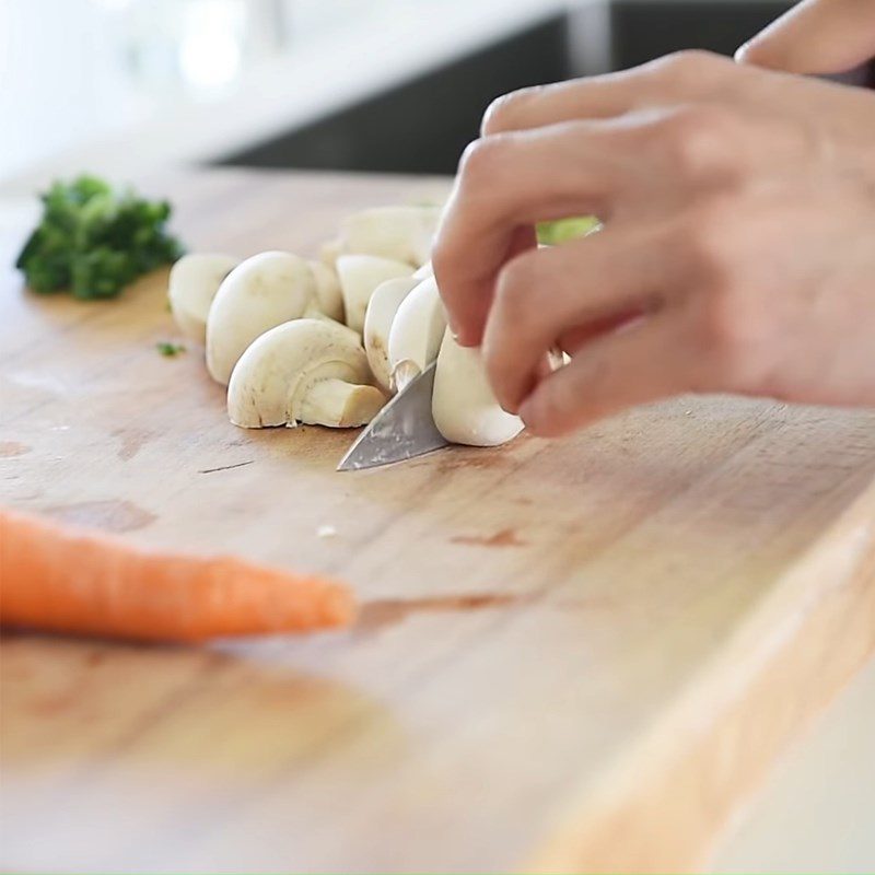 Step 1 Prepare vegetables for Stir-fried Soba Noodles with Tofu