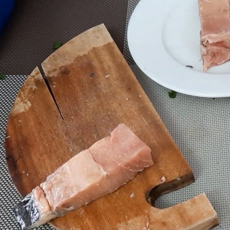 Step 1 Prepare and Marinate the Swordfish Fried Swordfish