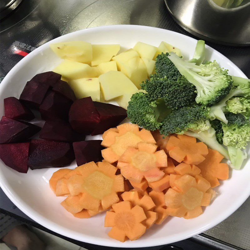 Step 1 Prepare the vegetables for Broccoli Soup with Pork Ribs