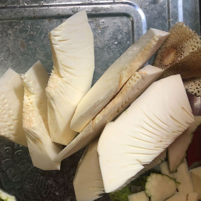 Step 1 Prepare sake Sake fried with crispy flour