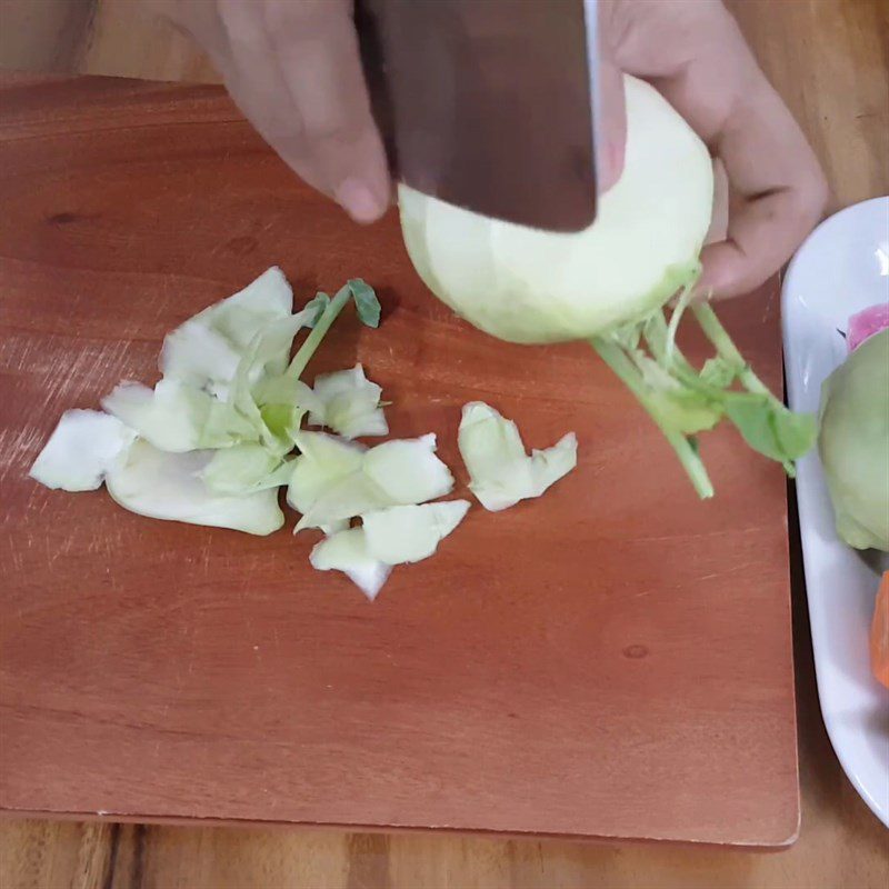 Step 1 Prepare the kohlrabi for Kimchi