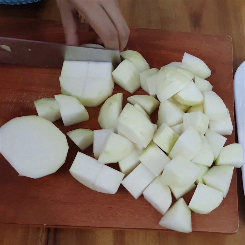 Step 1 Prepare the kohlrabi for Kimchi