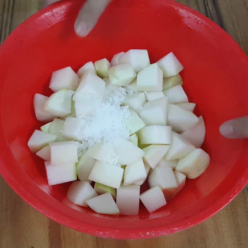 Step 1 Prepare the kohlrabi for Kimchi