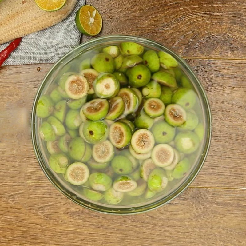 Step 3 Prepare the figs Pickled figs with tamarind sauce