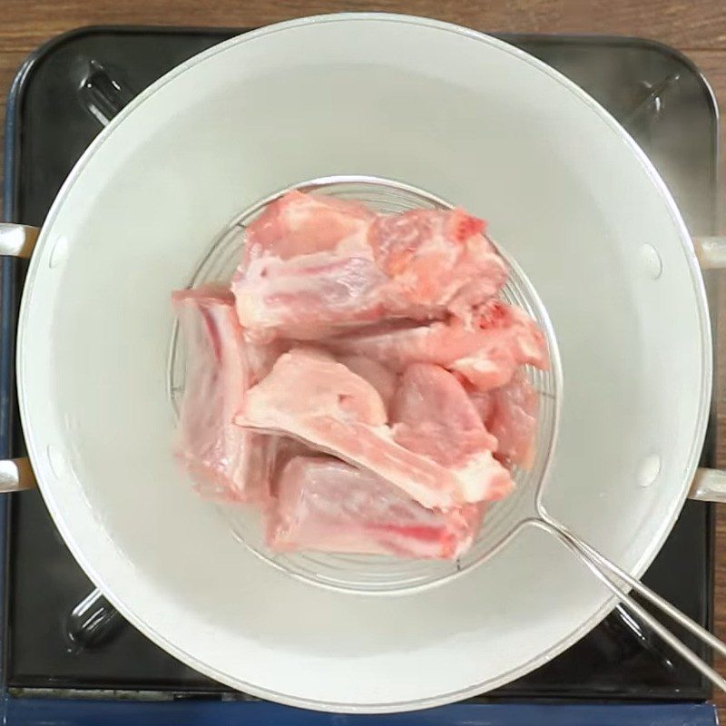 Step 1 Prepare the ribs for Grilled Ribs with Five Spices