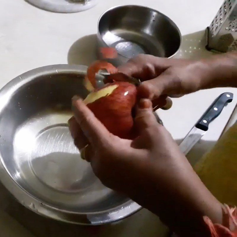 Step 1 Prepare the Apples Grated Apple Juice