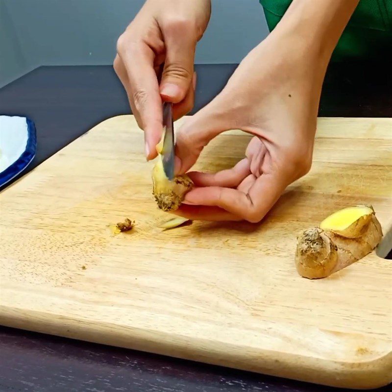 Step 1 Prepare Apples and Ginger for Apple Ginger Tea