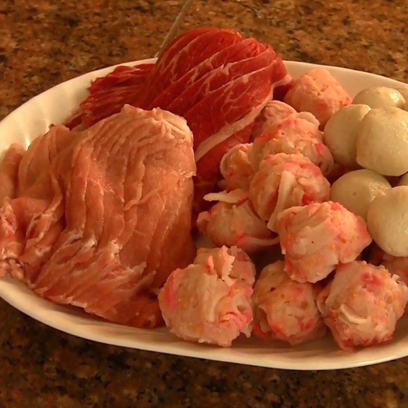 Step 1 Prepare the meat for Japanese miso nabe hot pot