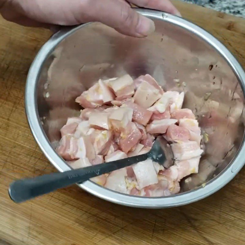 Step 3 Preparation of pork belly Braised snapper