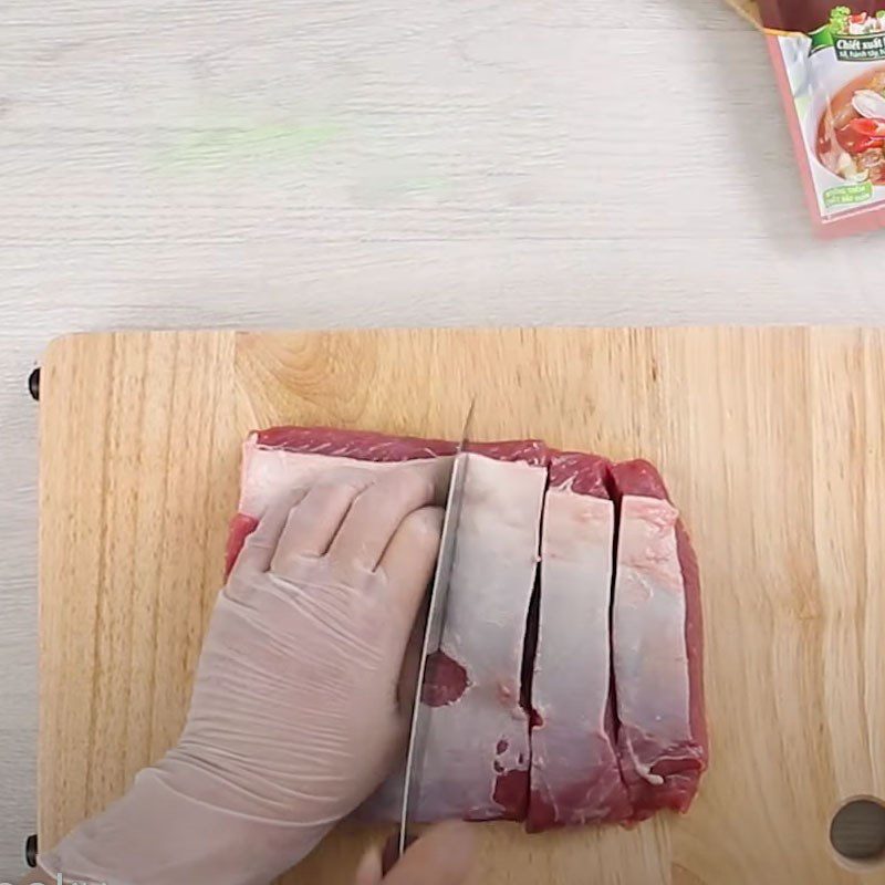 Step 2 Preparing the beef for Northern-style beef stew