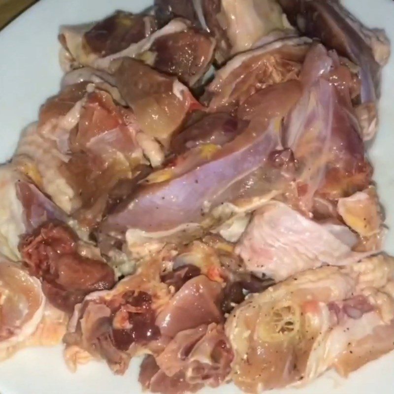 Step 1 Prepare and Marinate the Chicken for Chicken with Dried Bamboo Shoot