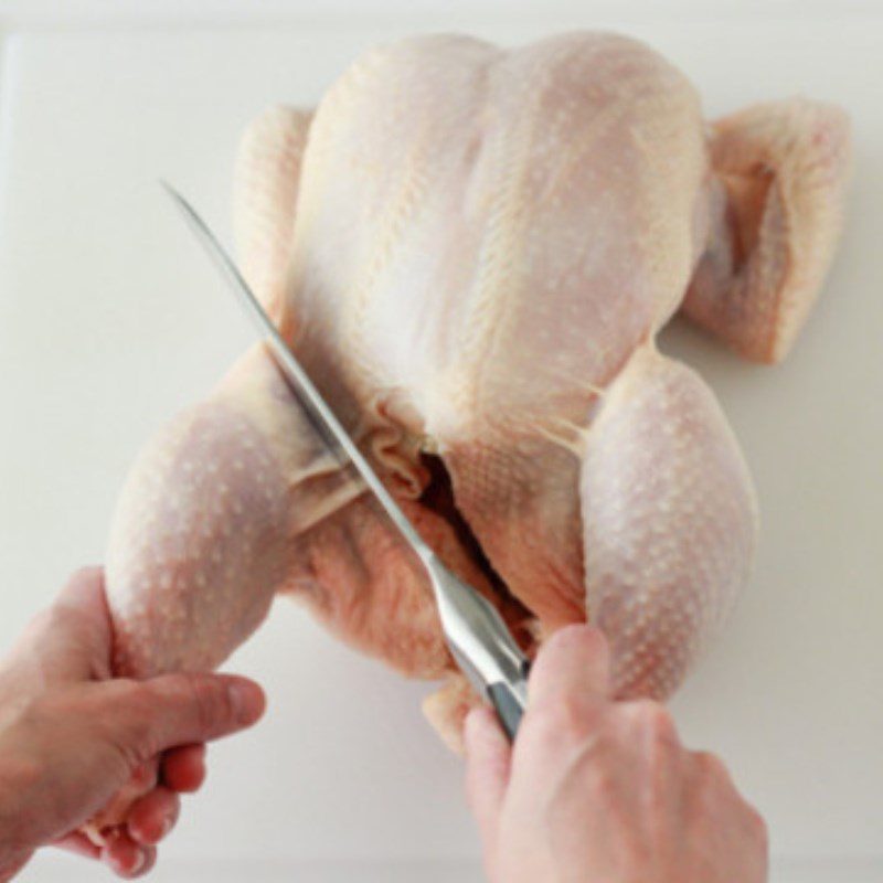 Step 1 Prepare the chicken for Chinese-style chicken soup