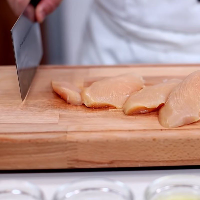 Step 1 Prepare the chicken for Spicy Stir-Fried Chicken Kung Pao in a Western Style