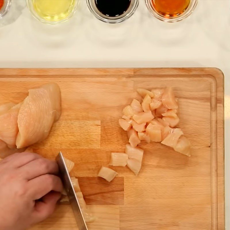 Step 1 Prepare the chicken for Spicy Stir-Fried Chicken Kung Pao in a Western Style