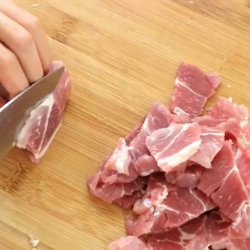 Step 1 Prepare the pork Stir-fried Celery with Pork