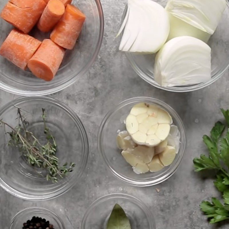 Step 1 Prepare the chicken and other ingredients Chicken pot pie