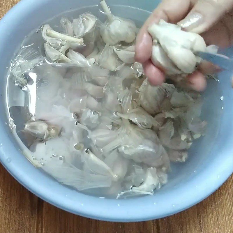 Step 1 Prepare the Garlic Garlic Powder made from an Air Fryer