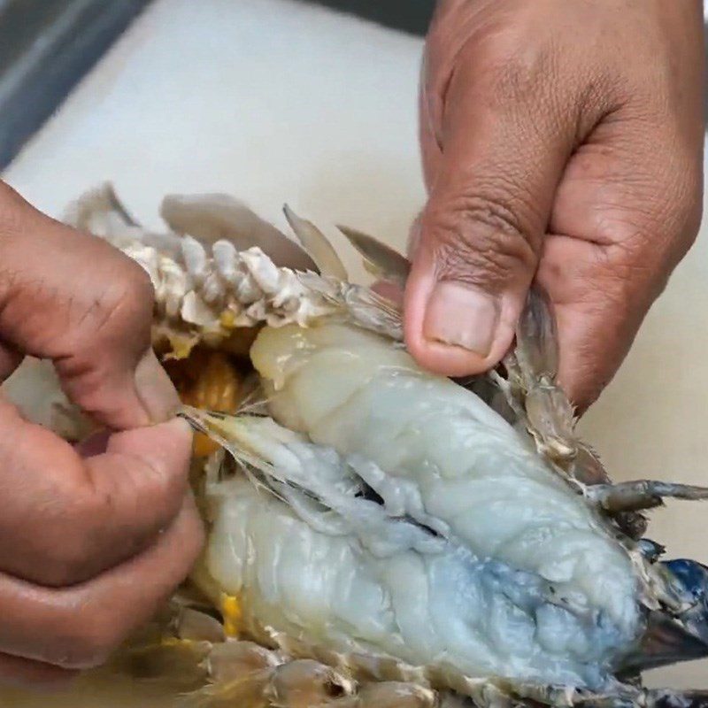 Step 1 Prepare lobster Grilled Blue Lobster with Satay