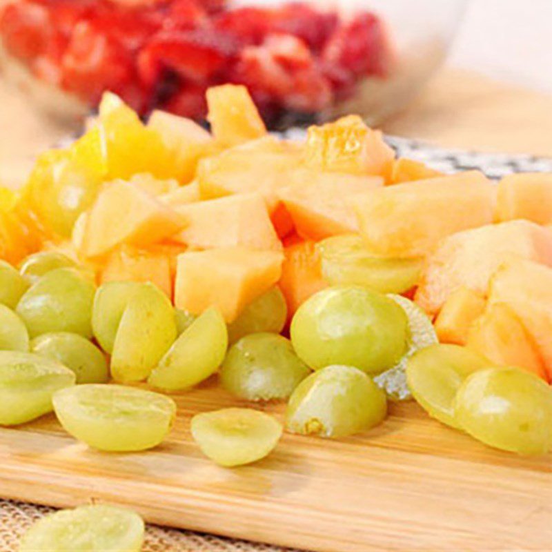 Step 1 Prepare the fruits Fruit salad without dressing