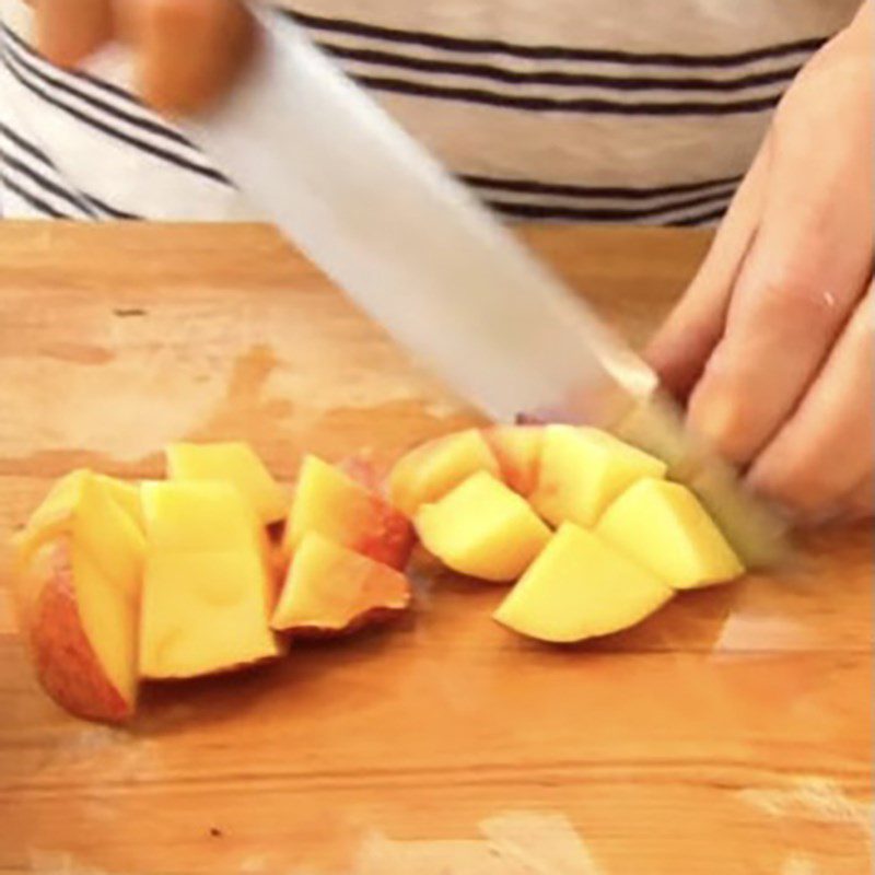 Step 1 Prepare the ingredients for Fruit Salad with Lemon