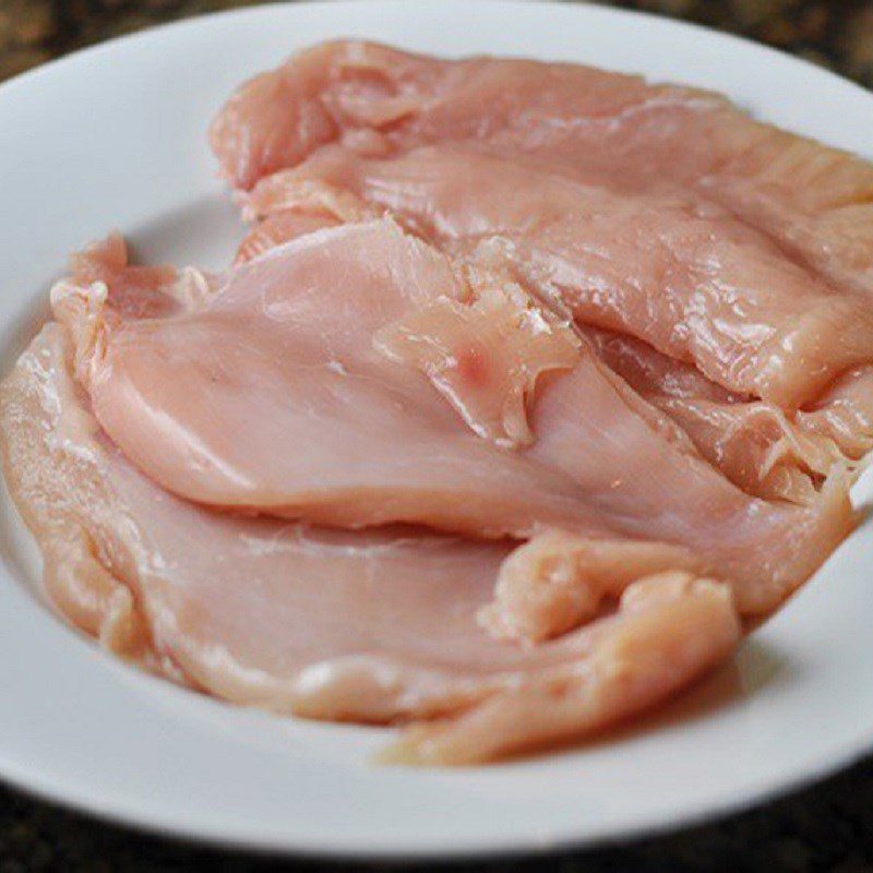 Step 1 Prepare the chicken breast for chicken seasoning